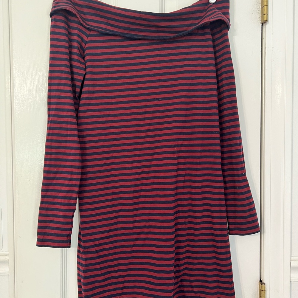 FOREVER 21 off the shoulder body con dress